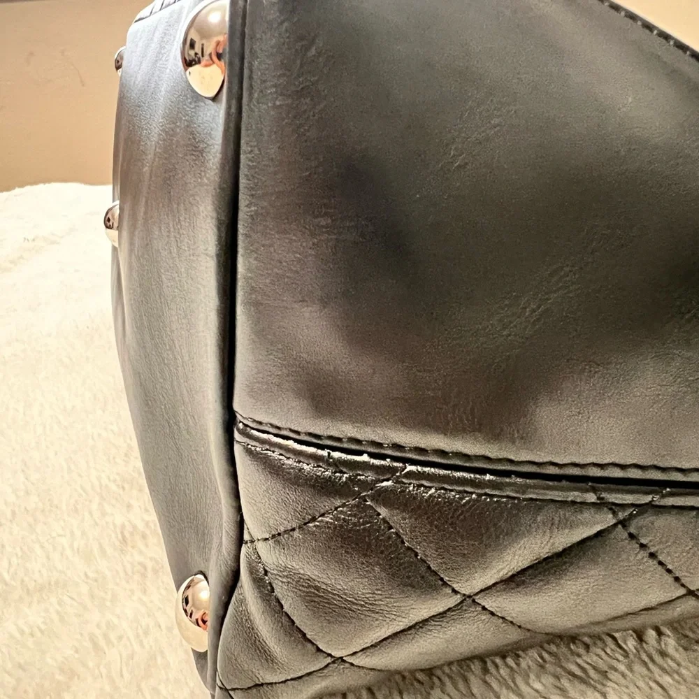 CHANEL Black Quilted Leather Shoulder Tote with White CC Emblem